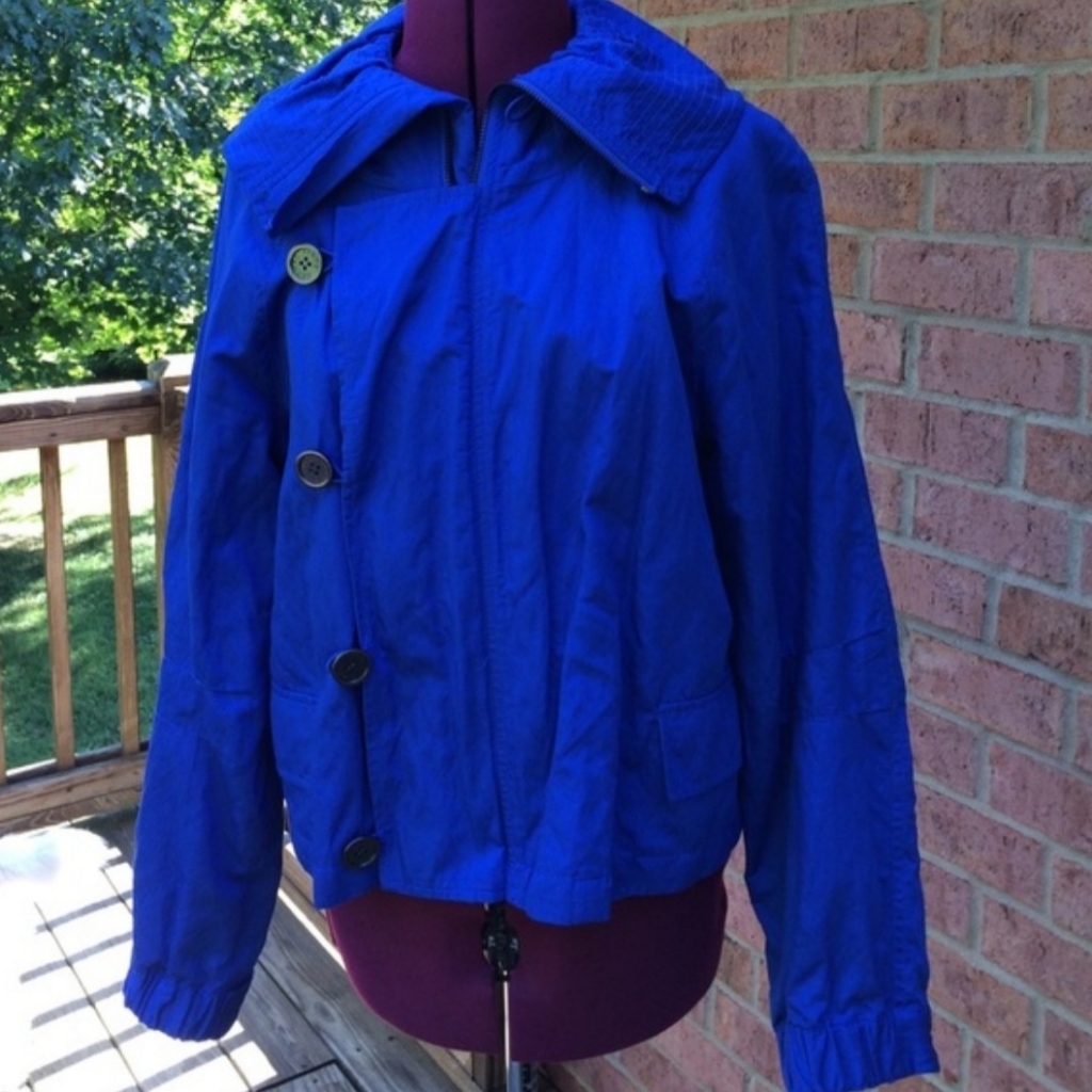 Rare Vince Camuto Tribal Luxe Electric Blue Collar Short Coat Jacket
